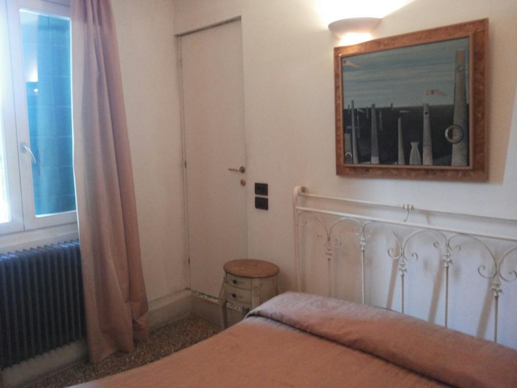 Hotel Antico Capon Venice Exterior photo